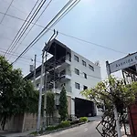 Cozy And Modern, Very Central In San Salvador